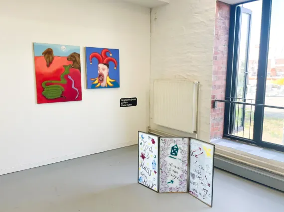 Karolina Koßmann macht den 3. Platz beim Hochschulpreis